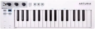 647658