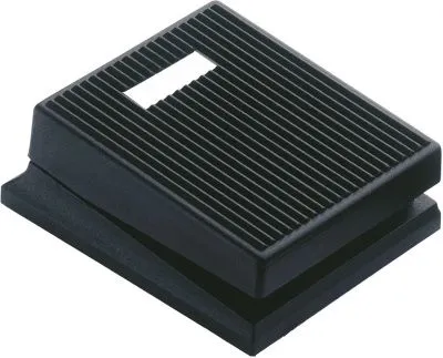635876