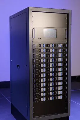 484319