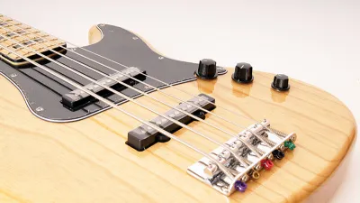 60744