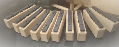 585337