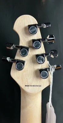 391810