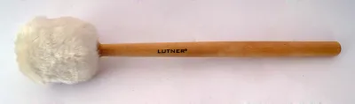 84157