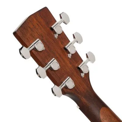 606857