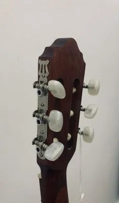 438713
