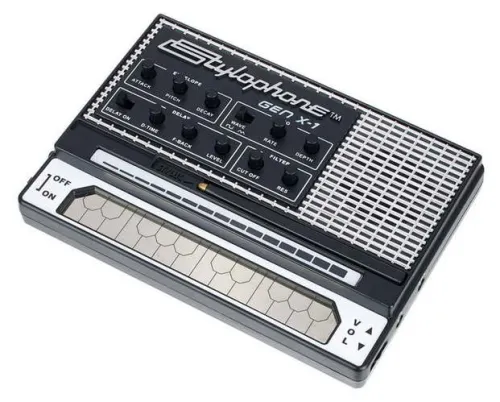 389030