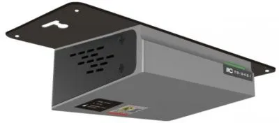 606561