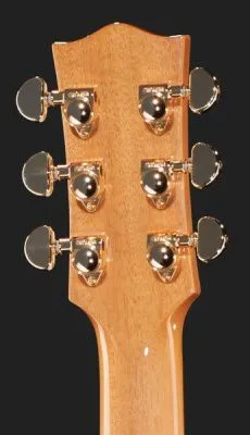 437087