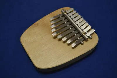 72656