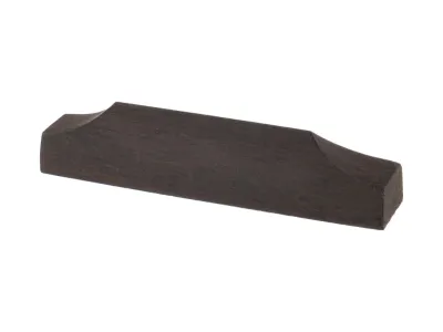 84704