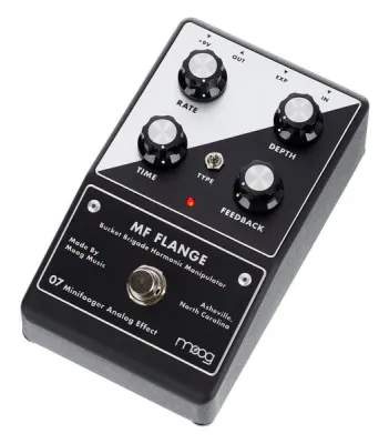 272250