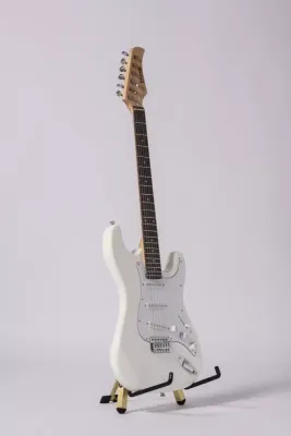 430898