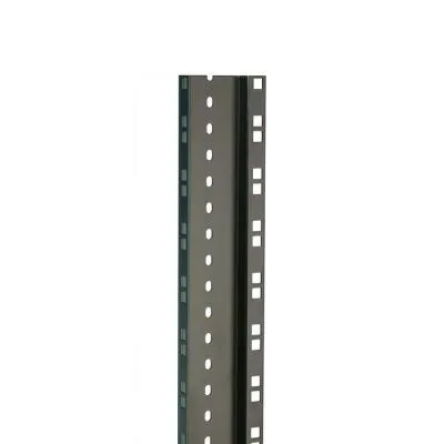 113082