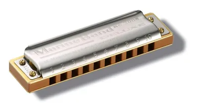 423070