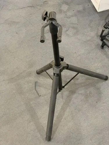 158008