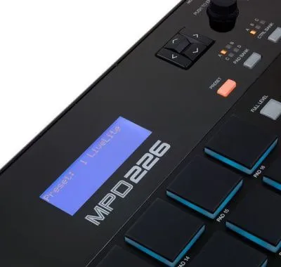 396879