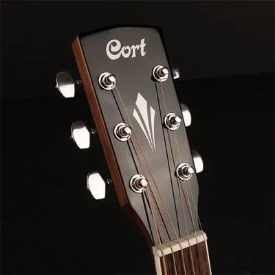 60700