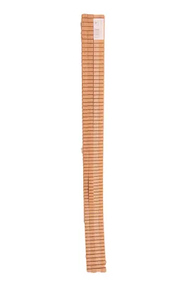 51832