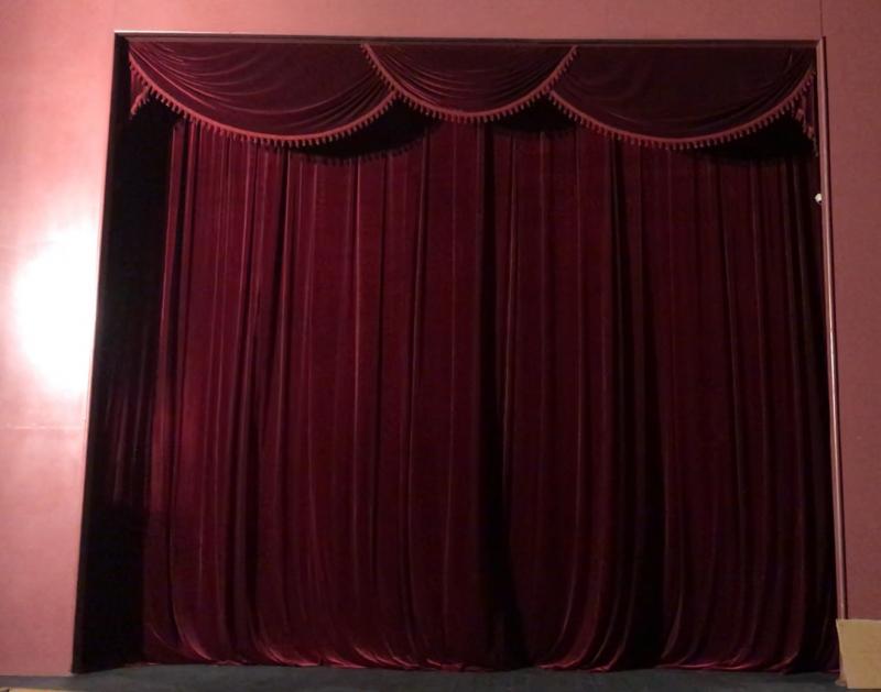 Система автоматического антрактно-раздвижного занавеса Система автоматического антрактно-раздвижного занавеса