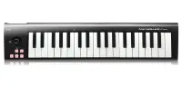 Уценка MIDI клавиатура [110105A2010R] Icon [iKeyboard 4 Mini] 37 velocity-sensitive мини-клавиш фортепианного типа, комбинированный джойстик высоты тона и модуляции, кнопки переключения октав, транспонирования, сустейна и арпеджиатора, MID выход, USB-B