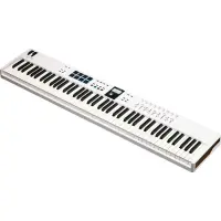 MIDI клавиатура [231541] Arturia [KeyLab Essential 88 mk3 White] 88 клавиш, LCD дисплей, 9 энкодеров, 8 пэдов, 9 фейдеров, 12 кнопок управления, колеса высоты тона и модуляции, 1/4" Jack вход для педали, MIDI выход, Type-C