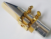 Solid silver alto saxophone ligature Woodstone Yanagisawa - Solid silver ligature for Yanagisawa metal alto saxophone mouthpieces for rich and warm sound