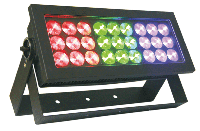 SILVER STAR SS346XCET PANELCYC ZE/ETZ Светодиодный светильник на лире. Сила света 156800 Кд/10 м при 10 град., 27*15 W Multichip RGBW, DMX-512, диммер 0-100%, угол 10-30 град., IP65, ток управления 700/950 мА, напряжение питания 100~240В, потребляемая мощ
