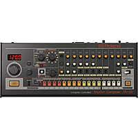 ROLAND TR-8 драм машина