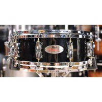 Pearl rf1450s/ c103  малый барабан 14"х5", 14 слоёв клён + берёза 6 слоёв, цвет piano black