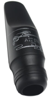 Alto saxophone mouthpiece Aizen ASSO-7 - Ebonite alto saxophone mouthpiece with horseshoe-shaped chamber and short shank for classical and jazz performance.