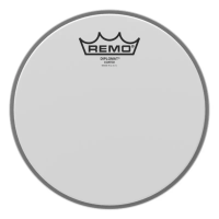 BD-0108-00 REMO 8" Diplomat coated, верхний пластик для тома, с покрытием. Сделан из однослойного майлара толщиной 7,5 mil. Звучит немного теплее чем Diplomat Clear, с ярким резонансом и сустейном.