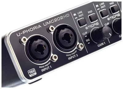376469