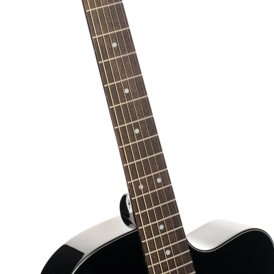 606860